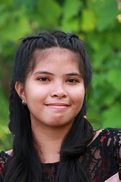 Filipina mladý teenager životního prostředí portrétování — Stock fotografie