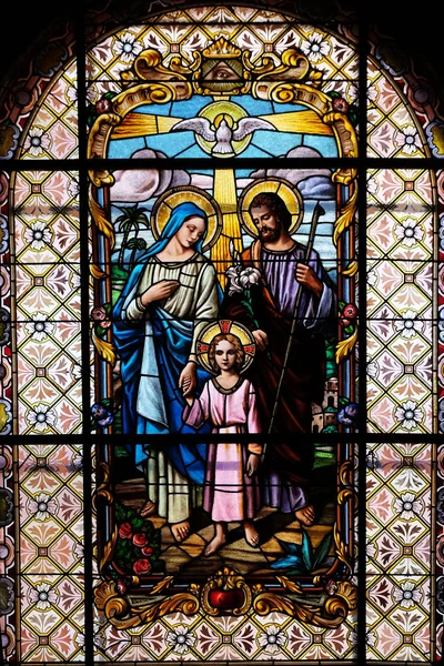 Heilige Familie, Kirchenfenster — Stockfoto