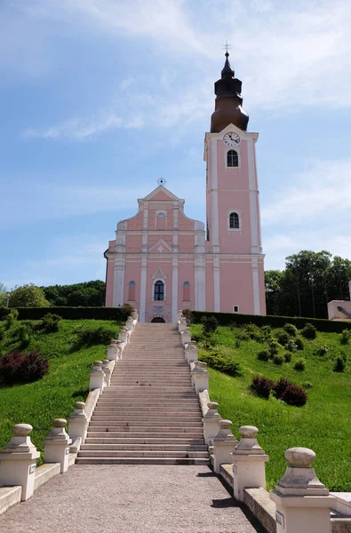 Igreja da Assunção da Bem-Aventurada Virgem Maria em Pakrac, Croácia — Fotografia de Stock