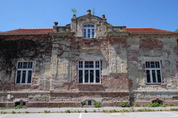 Zniszczony dom jako pokłosie wojny. Chorwackiej wojny o niepodległość został walczył od 1991 do 1995 Pakrac, Chorwacja — Zdjęcie stockowe