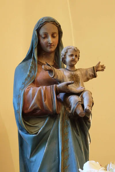 Szűz Mária-a gyermek Jézus — Stock Fotó