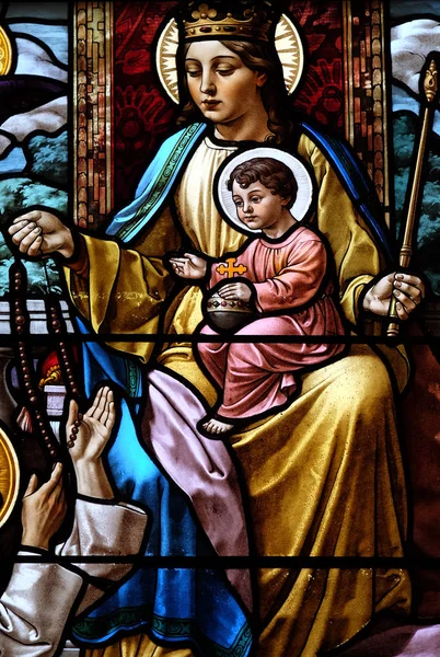 Дева Мария с младенцем Иисусом — стоковое фото