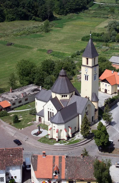 Ενοριακός ναός της Αγίας Τριάδος, Κράσιτς, Κροατία — Φωτογραφία Αρχείου