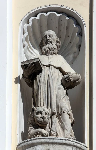 Saint Jerome on the portal of Holy Cross, parish Church in Lepoglava, Croatia — Stock Photo, Image