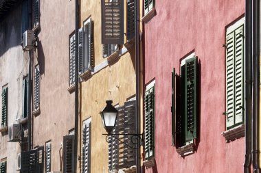 Geleneksel eski kasaba mimari Rovinj, Hırvatistan