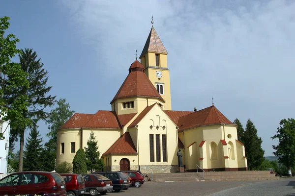 Приходская церковь Святой Троицы в Крашиче, Хорватия — стоковое фото
