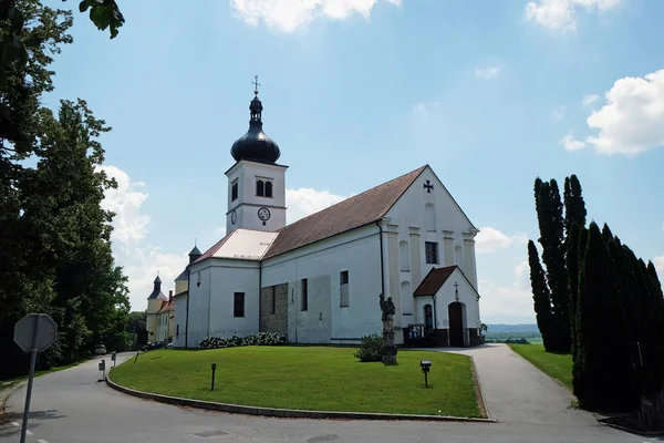 Dreifaltigkeitskirche in Velika Nedelja, Slowenien — Stockfoto
