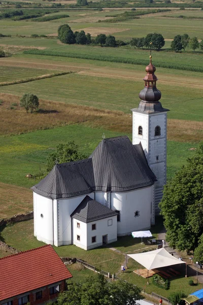 Parish Kilisesi, Saint Mary Magdalene Donja Kupcina, Hırvatistan — Stok fotoğraf