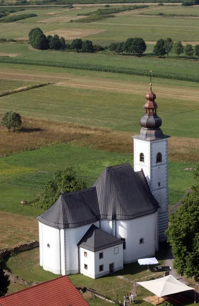 Iglesia parroquial de Santa María Magdalena en Donja Kupcina, Croacia —  Fotos de Stock