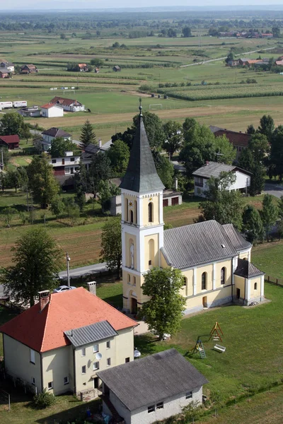 세인트 조셉 Sisljavic, 크로아티아에서의 교구 교회 — 스톡 사진