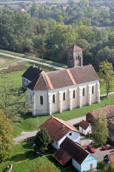 Farní kostel svatého Antonína Paduánského v Bukevje, Chorvatsko — Stock fotografie