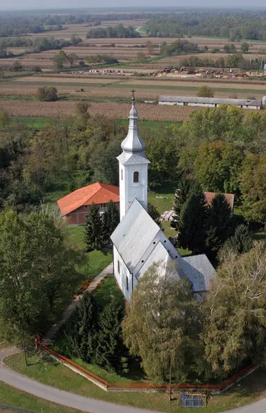 Iglesia parroquial de San Martín en Martinska Ves, Croacia — Foto de Stock