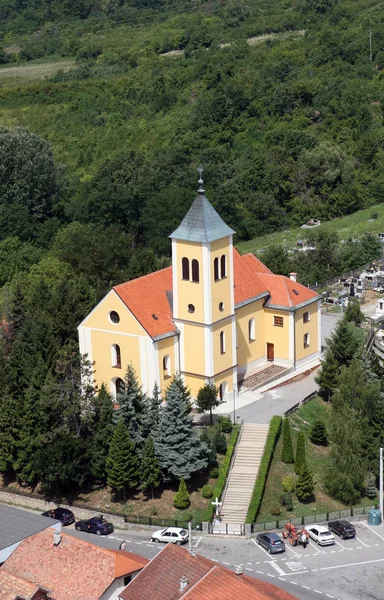 Приходская церковь Святого Креста в Краварско, Хорватия — стоковое фото