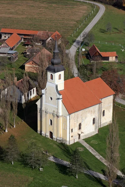 Église paroissiale Sainte-Marthe à Sisinec, Croatie — Photo