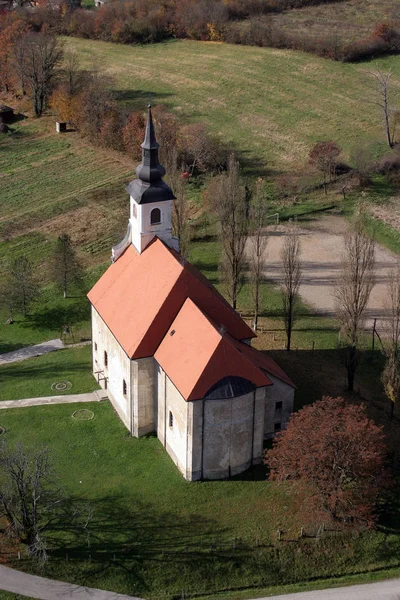 Farní kostel svatého Martha Sisinec, Chorvatsko — Stock fotografie