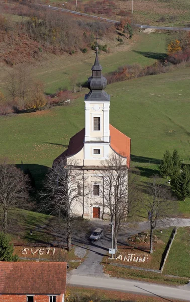 Farní kostel svatého Antonína Paduánského v Bucica, Chorvatsko — Stock fotografie