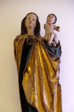 Madonna çocuk ile