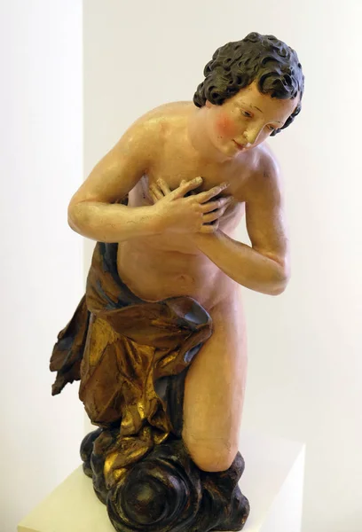 Angel tillbedjare staty — Stockfoto
