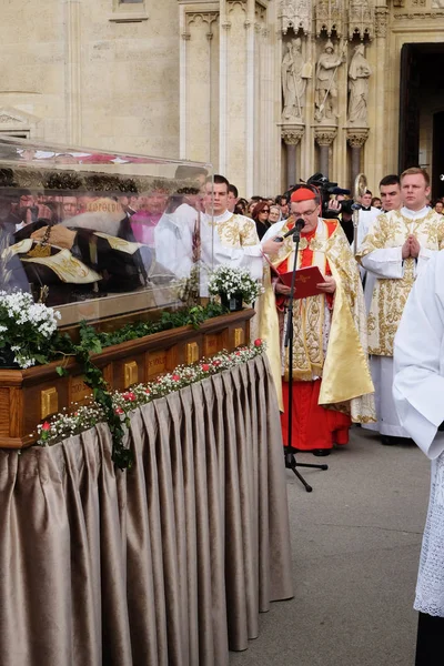 Llegada Del Cuerpo San Leopoldo Mandic Catedral Zagreb Croacia Abril — Foto de Stock