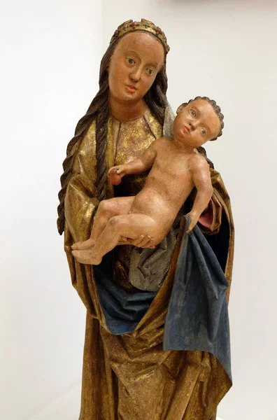 Jomfruen og barnet – stockfoto
