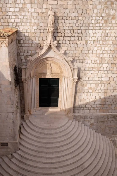 Kilise kapı, Dubrovnik'in — Stok fotoğraf