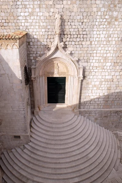 Church door, Old town of Dubrovnik — Stock Photo, Image