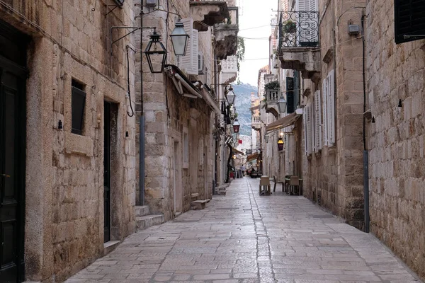 Smal gata i Dubrovnik gamla stan — Stockfoto