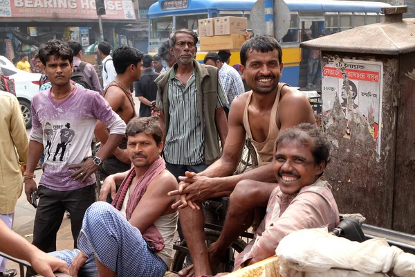 Indiska Rickshaw Förare Som Sitter Trehjuling Rickshaw Kolkata Indien Den — Stockfoto