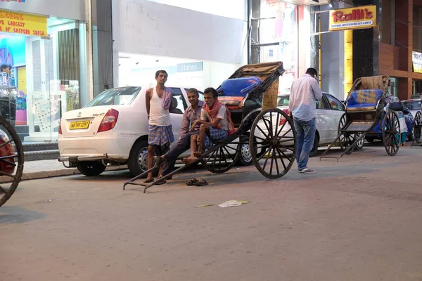 Tirador Rickshaw Mano Espera Los Pasajeros Rickshaw Kolkata Febrero 2016 —  Fotos de Stock