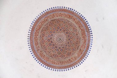ISA Khan'ın mezarı tavanda detayını. Humayuns mezar kompleksi, Delhi, India