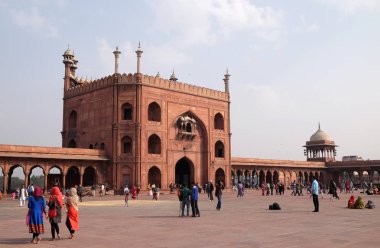 Muhteşem mimarisi büyük Cuma Camii (Jama Mescidi) üzerinde 13 Şubat 2016, Delhi, India.
