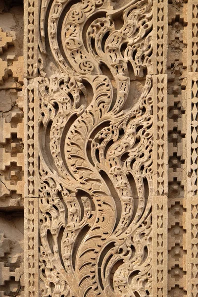 Escultura Pedra Qutab Minar Delhi Índia — Fotografia de Stock