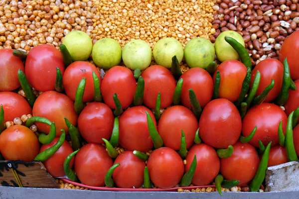 Pomodori Peperoncini Sul Mercato Delhi India — Foto Stock