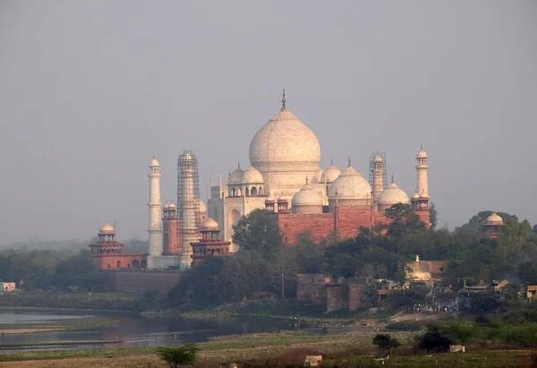 Taj Mahal Taç Saraylar Agra Uttar Pradesh Hindistan Yamuna Nehri — Stok fotoğraf