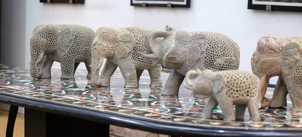 Handgjorda Indiska Elefanten Visar Souvenirbutik Agra Uttar Pradesh Indien — Stockfoto