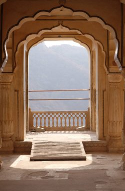 Balkon, Jaipur, Rajasthan, Hindistan Amber Fort mimari detay.