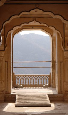 Balkon, Jaipur, Rajasthan, Hindistan Amber Fort mimari detay.