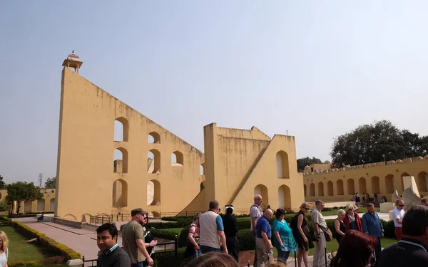 Famoso Observatório Jantar Mantar Uma Coleção Enormes Instrumentos Astronômicos Jaipur — Fotografia de Stock