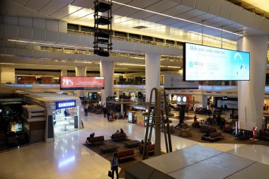 Indira Gandhi Uluslararası Havaalanı duty free. Delhi Havaalanı Hindistan en çok ziyaret edilen havaalanlarında 07 Şubat 2016 üzerinde biridir.