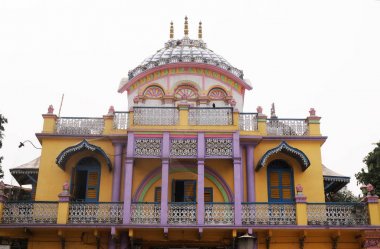 Kalküta, Batı Bengal, Hindistan bir turistik cazibe bir Jain Tapınağı'nda Badridas Temple Street olduğunu Jain Tapınağı (Parshwanath Tapınağı olarak da bilinir) olduğunu.