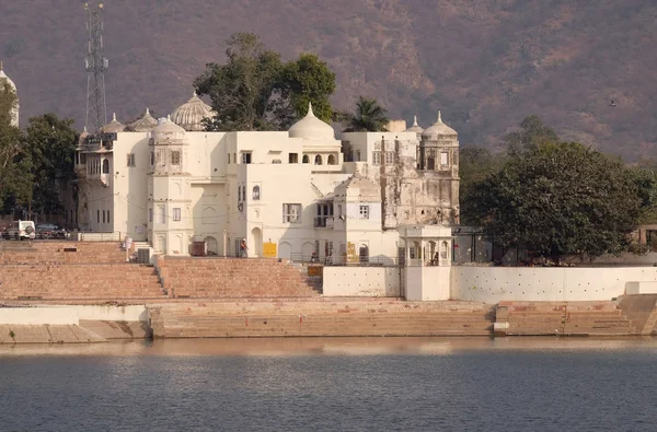 Templos Edifícios Ghats Santo Lago Pushkar Pushkar Sarovara Local Peregrinação — Fotografia de Stock