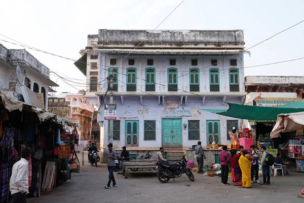 Gente Camina Por Centro Pushkar India Ciudad Uno Los Cinco — Foto de Stock