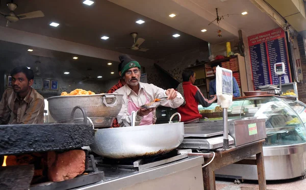Street Food Vendor Spuntini Fritti Pushkar India Febbraio 2016 — Foto Stock
