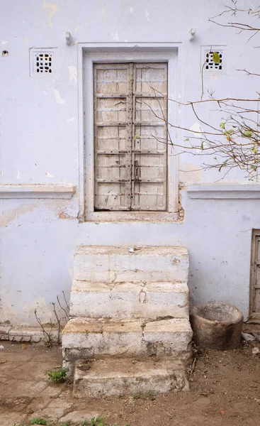 Puerta Decrépita Una Antigua Casa Pushkar India — Foto de Stock