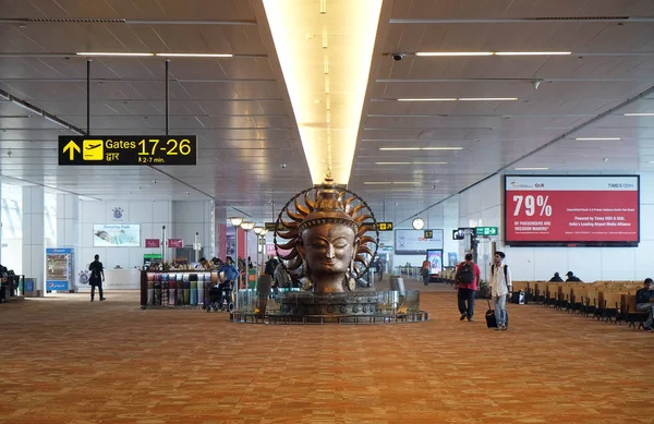 甘地国际机场免税 德里机场是印度最受访的机场之一 于2016年2月19日 — 图库照片