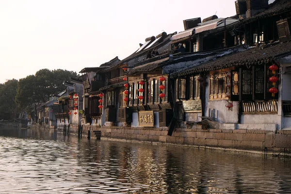 Arquitetura Chinesa Edifícios Que Revestem Canais Água Para Xitang Cidade — Fotografia de Stock