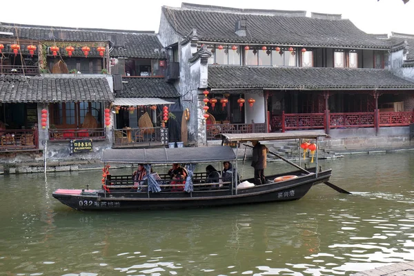 Łodzi Turystycznych Kanałach Wodnych Xitang Stare Miasto Prowincji Zhejiang Chiny — Zdjęcie stockowe