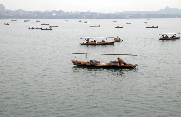 People Moving Boats West Lake Hangzhou China — Stock Photo, Image