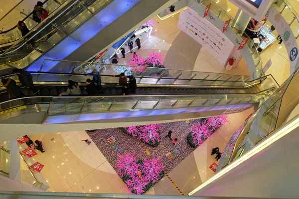 Ano Novo Chinês Macaco Ajustado Acima Shopping Center Centro Cidade — Fotografia de Stock