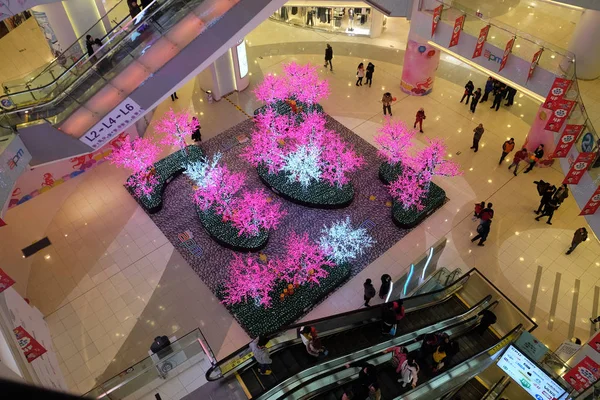 Ano Novo Chinês Macaco Ajustado Acima Shopping Center Centro Cidade — Fotografia de Stock